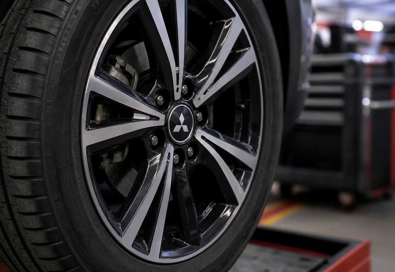 Mitsubishi Rad und Reifenservice bei KFZ Finazzer